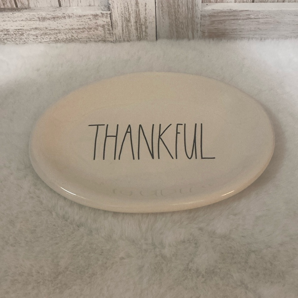 Rae Dunn Thankful Oval Plate